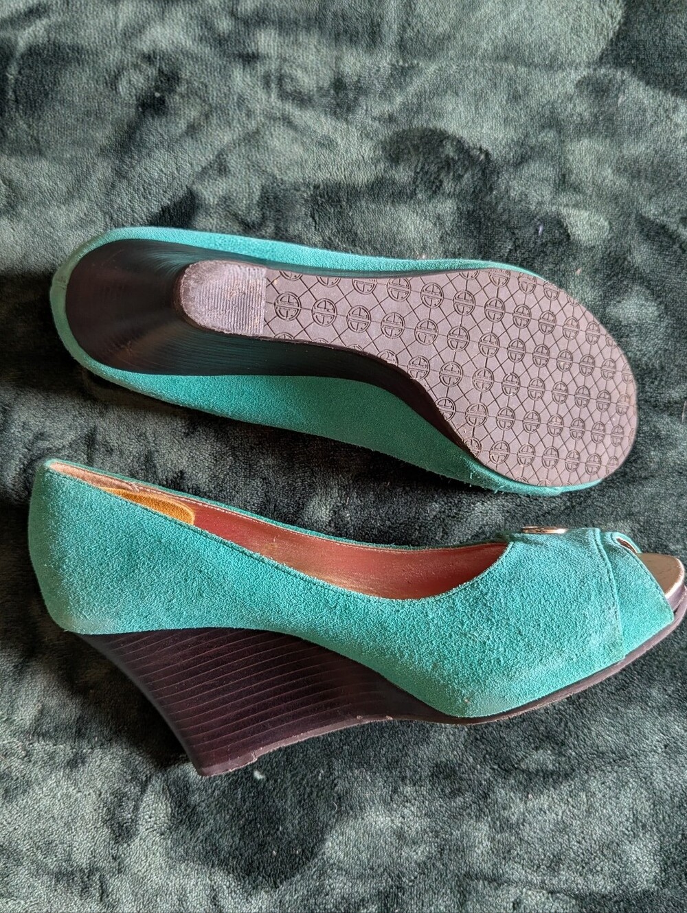 Lilly Pulitzer Teal Suede Peep-Toe Wedges with Pink Insole Size 9 - Picture 4 of 4